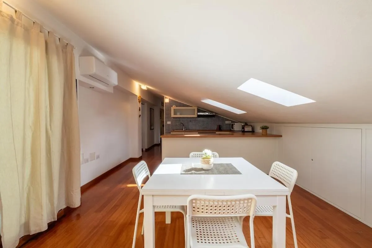 Private Terrace- Modern Apartament 5 Minutes From The Sea Κάλιαρι 0*,  Ιταλία